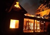 Nghệ An: Ngôi nhà gỗ bị cháy rụi thiệt hại hàng tỷ đồng