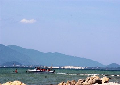 Khánh Hòa: Du lịch “chui” trên vịnh Vân Phong gặp nạn, 3 người thiệt mạng