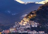 Những ngôi làng hẻo lánh ở Italy thưởng tiền, mời người đến ở