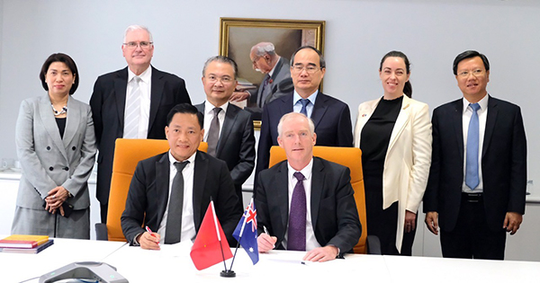 Trường ĐH Việt Nam hợp tác đào tạo du lịch cao cấp với học viện Australia