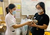 Sáng 31.8, thêm nhiều người đến Bệnh viện Bạch Mai khám sau khi ăn pate Minh Chay
