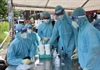 Đoàn bác sĩ Bệnh viện Bệnh Nhiệt đới Trung ương lên đường hỗ trợ TP.HCM chống dịch