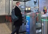Thanh toán vé tàu điện ngầm bằng nhận dạng gương mặt tại Nga
