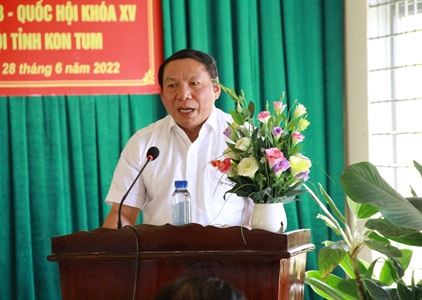 Bộ trưởng Nguyễn Văn Hùng tiếp xúc cử tri tỉnh Kon Tum