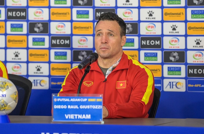 HLV tuyển Futsal Việt Nam chờ đợi trận đấu với Nhật Bản