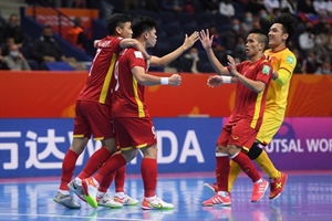Tuyển Futsal Việt Nam với 16 cầu thủ sang Nam Mỹ tập huấn