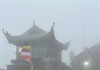 Băng tuyết phủ trên đỉnh Yên Tử khi nhiệt độ xuống 0 độ